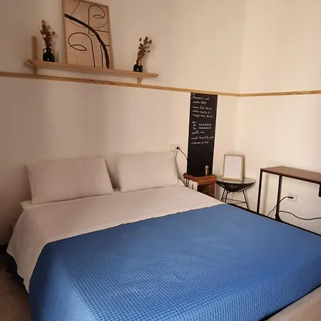 Via Napoli 4* Leverano