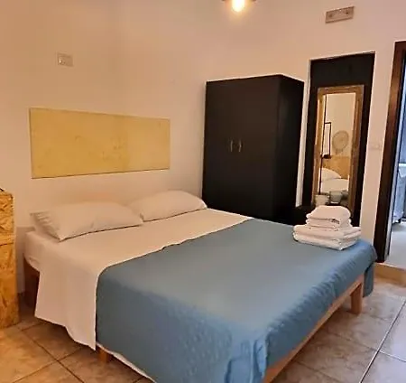 Via Napoli فندق مبيت وإفطار 3*
