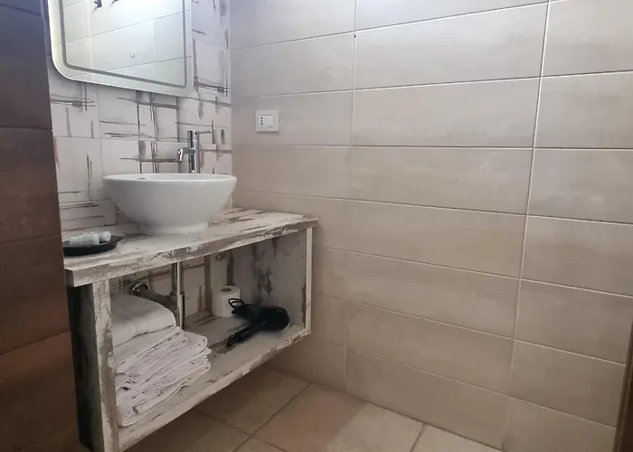 Via Napoli Bed & Breakfast 4*