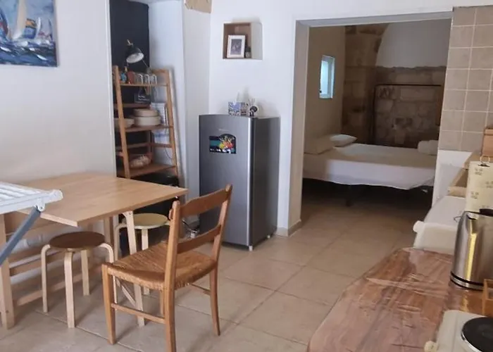 Via Napoli 4* Leverano